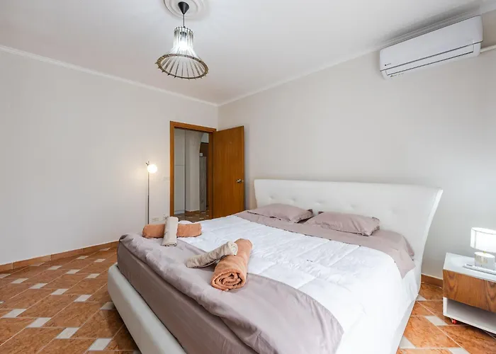 Apartament Vollga Seafront Promenade Apartments - Full Sea View