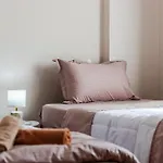 Vollga Seafront Promenade Apartments - Full Sea View *