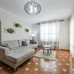Vollga Seafront Promenade Apartments - Full Sea View Apartmán Durrës