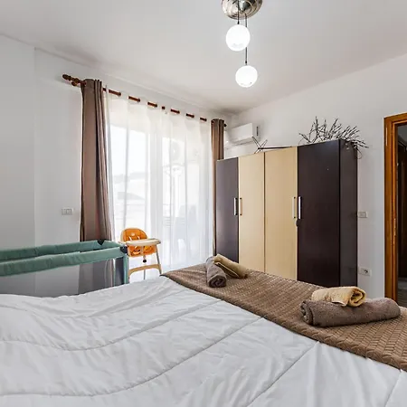Vollga Seafront Promenade - Full Sea View Appartamento