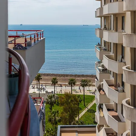 Vollga Seafront Promenade - Full Sea View Apartmán