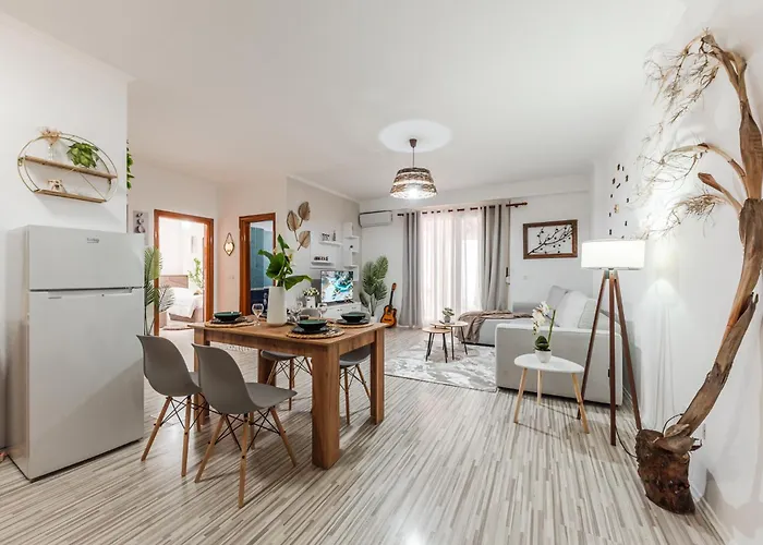 Apartment Vollga Promenade With Full Sea And Old Town View 1