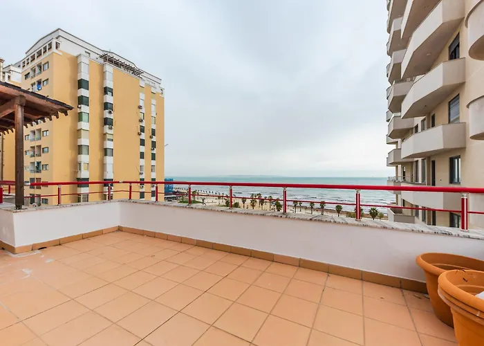 Vollga Promenade With Full Sea And Old Town View 1 Apartment *