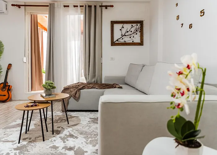 Vollga Promenade With Full Sea And Old Town View 1 Apartment *