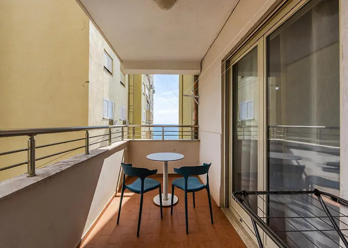 Vollga Promenade With Full Sea And Old Town View 1 Apartment